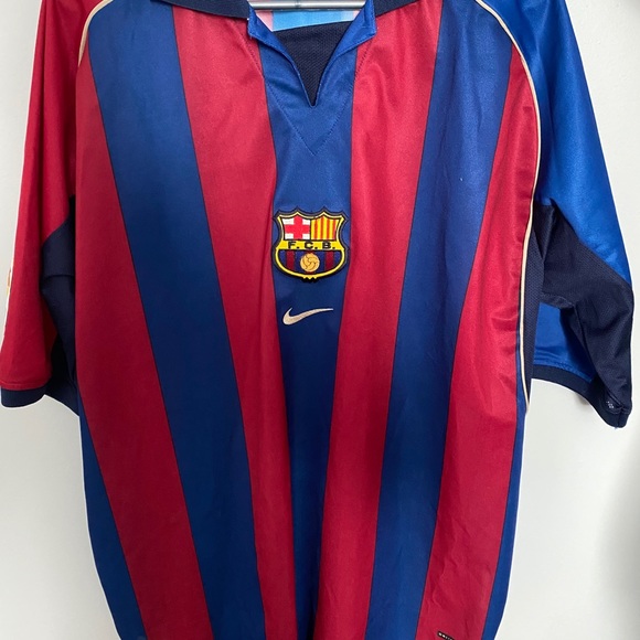 FC BARCELONA RIVALDO JERSEY VERY GOOD CONDITON - Picture 5 of 11